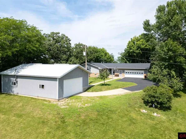 29564 Pumpkin Hill Rd, Le Sueur, MN 56058