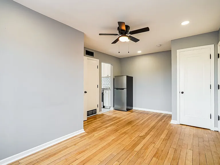10-20 E Deshler Ave — Photo 6