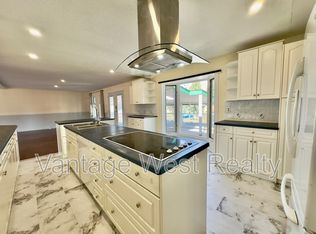 735 Tartan Rd, Kelowna, BC V1X3L5