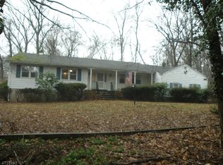 886 High Mountain Rd, Franklin Lakes, NJ 07417