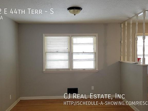 3rd image of 13132 E 44th Ter S #S