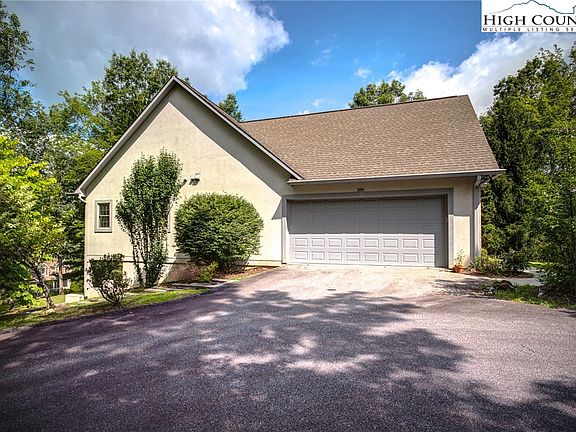 3rd image of 484 Liberty Landing Drive
