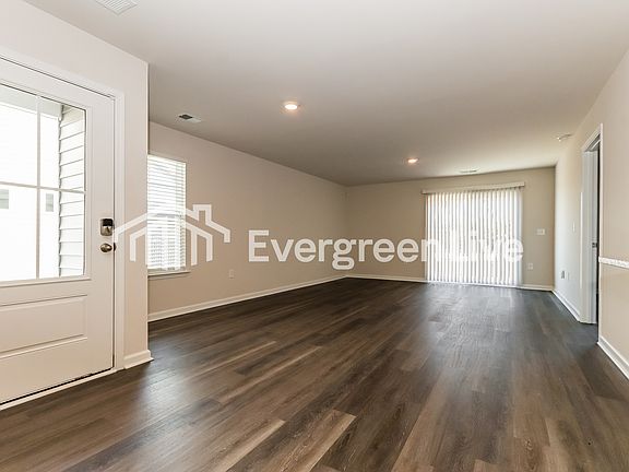 3rd image of 2296 Courtina Way