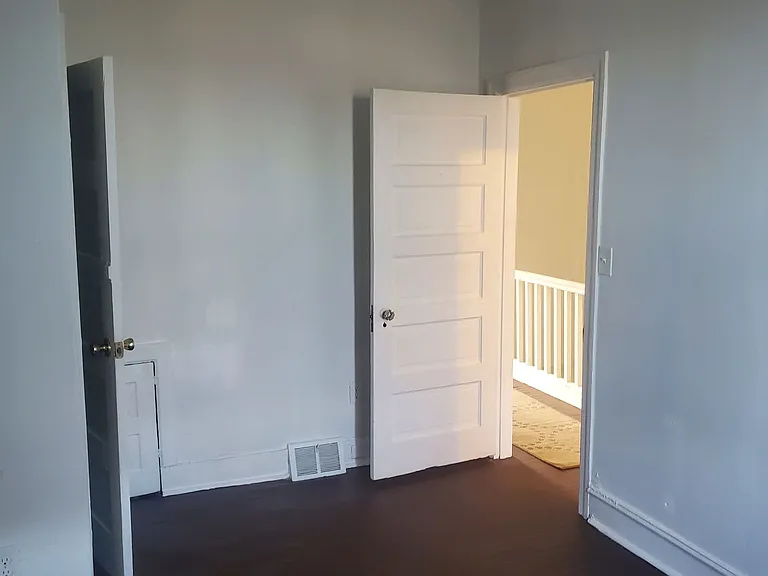 4813 Olive St — Photo 12