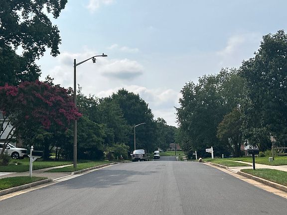 5th image of 5814 Jane Way