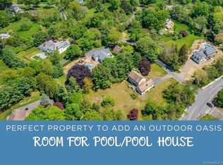 330 Winton Rd, Fairfield, CT 06824