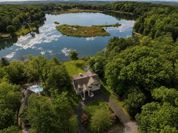 61 Lake Shore Drive W, Rock Hill, NY 12775