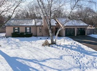 474 Oak Park Dr, Oshkosh, WI 54904