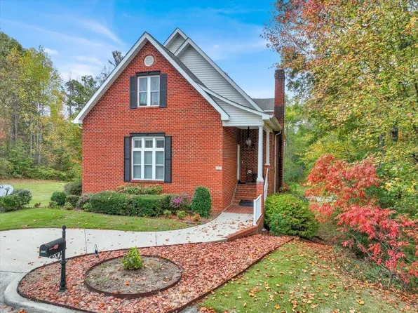 1713 Cantebury Dr SW #1, Cullman, AL 35055