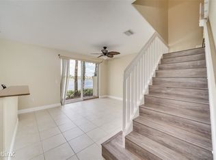 8437 SW 29th St, Hollywood, FL 33025