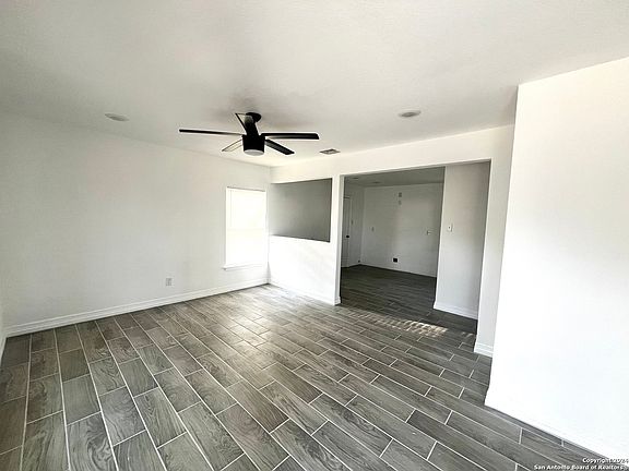 3rd image of 3339 LASSES BLVD
