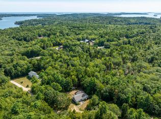 24 Marble Ledge Dr, Boothbay, ME 04537