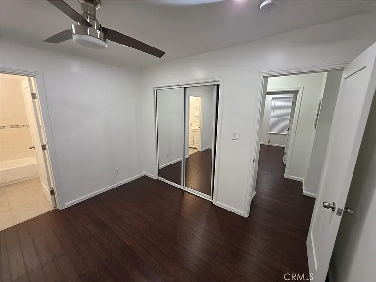 1022 W 57th St — Photo 14