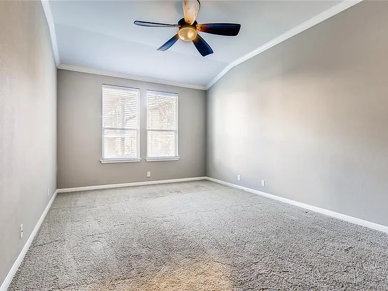 7500 Colina Vista Loop #A — Photo 11