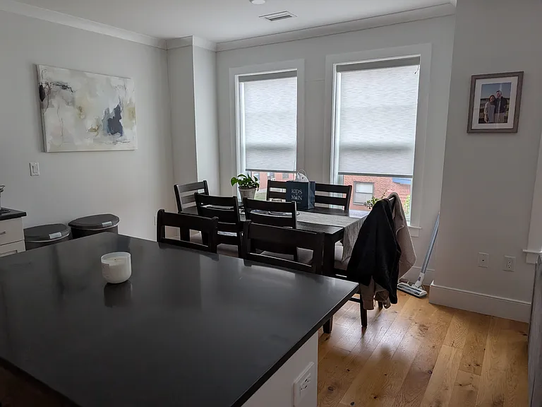 30 Polk St #206 — Photo 2