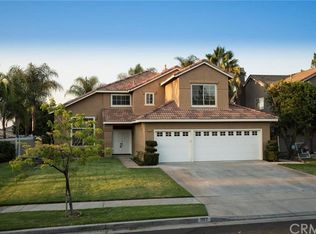 387 Redwing Cir, Corona, CA 92882