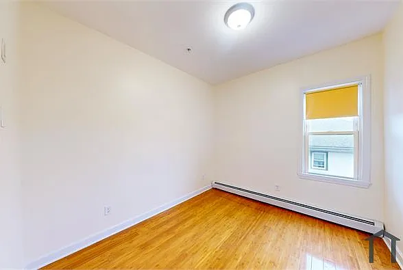 7 Estella St #3 — Photo 16