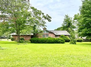 522 Red Oak Dr, Brookhaven, MS 39601