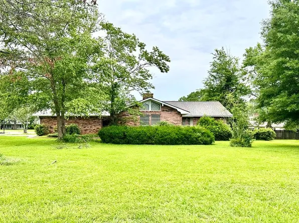 522 Red Oak Dr, Brookhaven, MS 39601