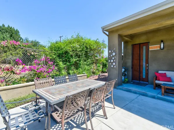1018 La Presa Dr, Pasadena, CA 91107