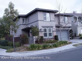 27 Skywood St, Mission Viejo, CA 92694