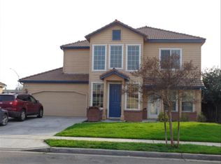 2991 Holt Ave, Sanger, CA 93657
