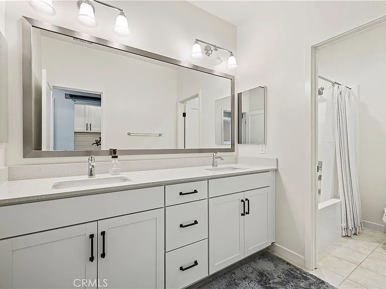 212 Red Brick Dr #3 — Photo 27