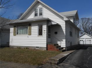 72 Strathmore Dr, Rochester, NY 14616