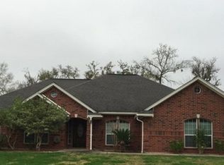 1046 County Road 687, Angleton, TX 77515