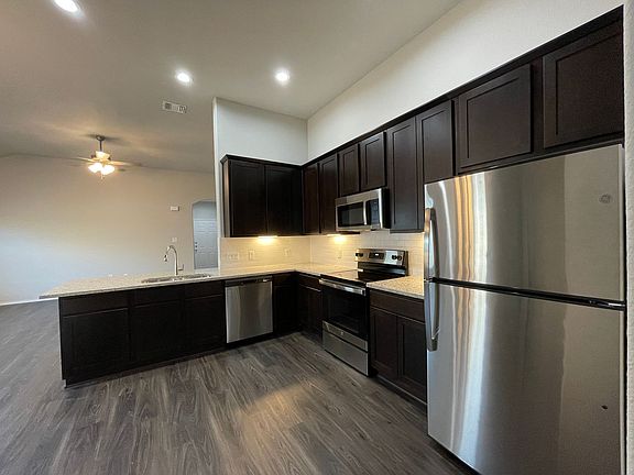 5th image of 625 Heathers Way