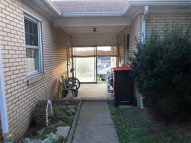 2nd image of 737 Depot St