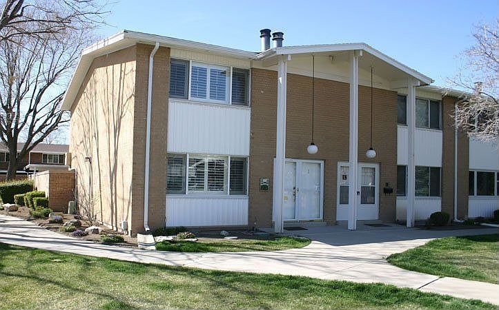 For Sale: 825 Three Foutnains, Murray, UT 84107