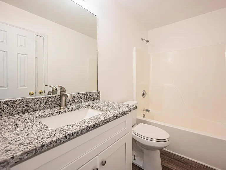 2285 Shady Oaks Dr — Photo 22