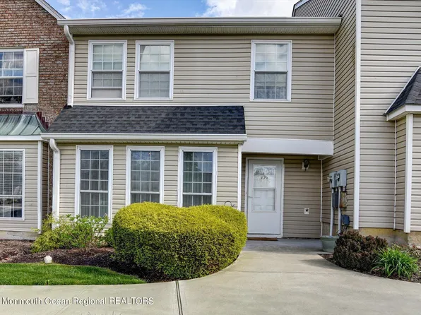 273 Stratford Place, Morganville, NJ 07751