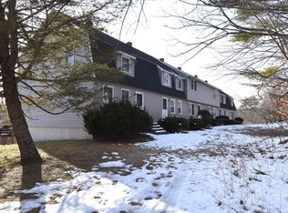 230 Chester Rd, Fremont, NH 03044