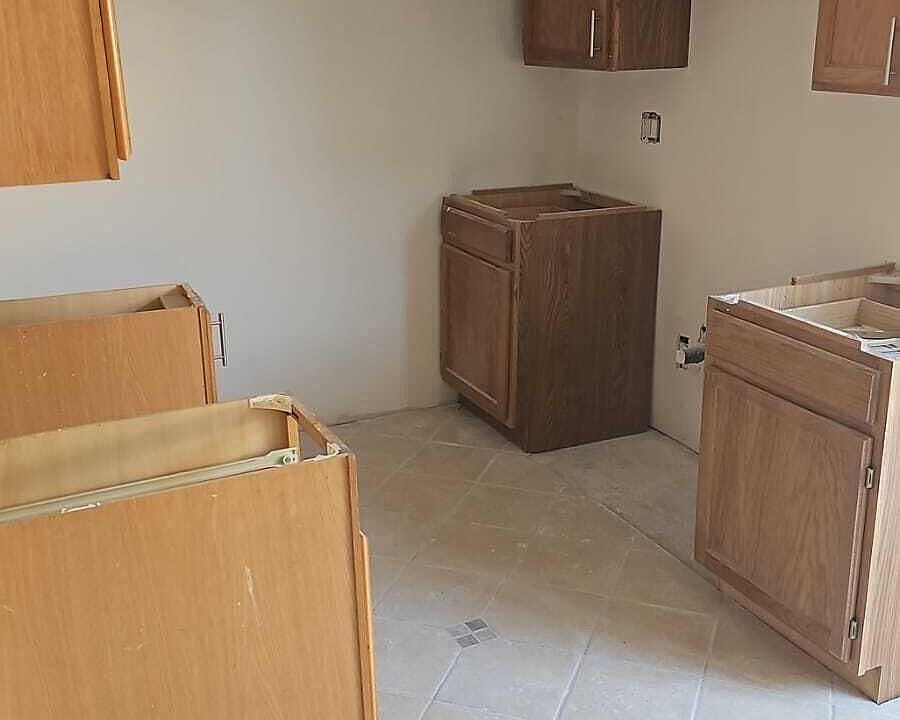 2nd image of 3840 N 43RD Avenue #71