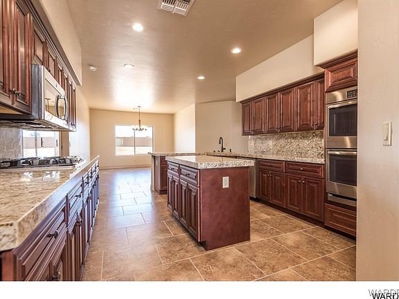4th image of 4182 Gemstone Ave