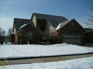 28384 Lange Rd, Chesterfield, MI 48047