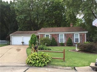 16 Elm Ct, Saint Peters, MO 63376