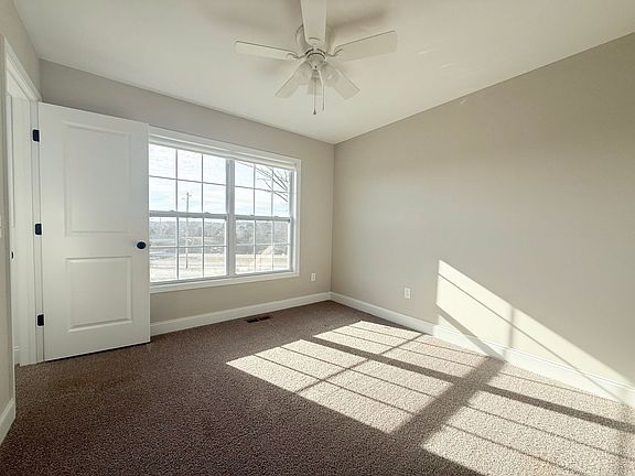 2nd image of 5204 Oak Point Ct