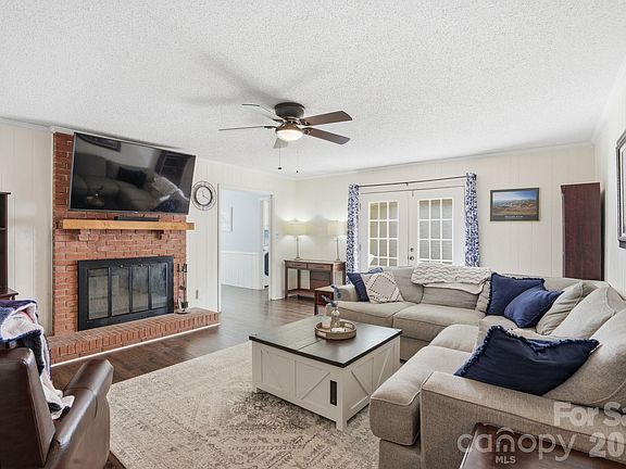 2nd image of 7245 Hopeton Rd