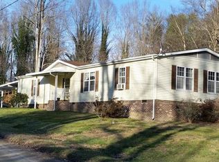 108 Lynnwood Ln, Hendersonville, NC 28792