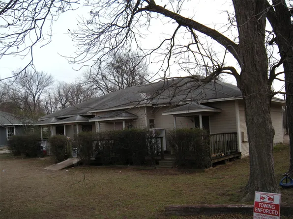 2180 E Cherry St, Paris, TX 75460