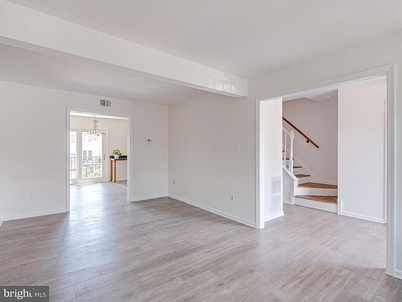 5th image of 1019 Brixton Ct