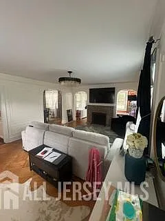 3 bed, 2.0 bath, $3,500 — Photo 2