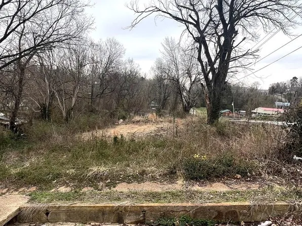 000 Vine Street, Thayer, MO 65791