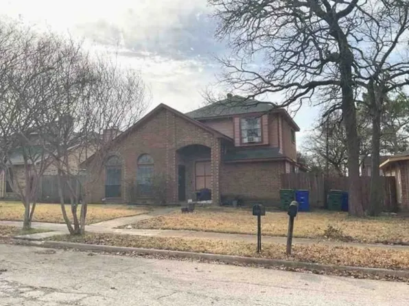 11816 Sunrise Dr, Balch Springs, TX 75180