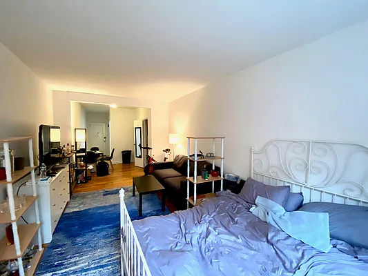 Rented by Douglas Elliman | media 2