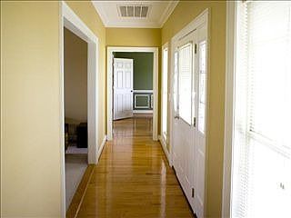 2nd image of 986 Melrose Cir