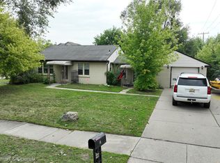 148 Rosemary St, Dearborn Heights, MI 48127